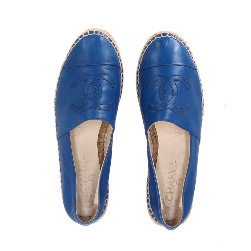 Chanel CC Espadrille Flats in Blue Lambskin Leather - Picture 4 of 12